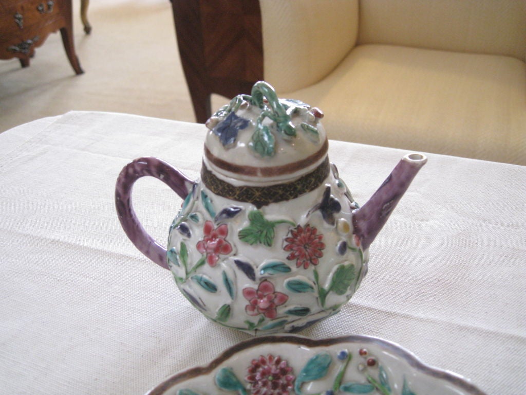 Chinese Famille Rose Porcelain Lotus Teapot and Saucer 3