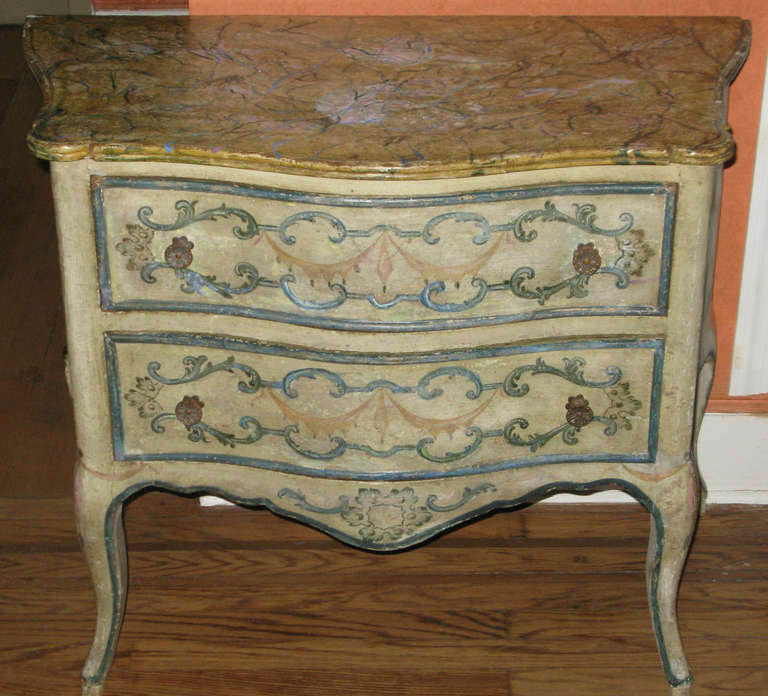 18th Century and Earlier Italian Rococo Cream Painted Floral Decorated Commode For Sale