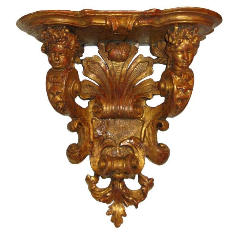A late Baroque gilded wood bracket (console d'applique) For Sale