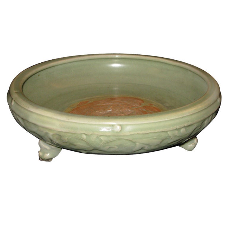 Celadon tripod bulb bowl For Sale
