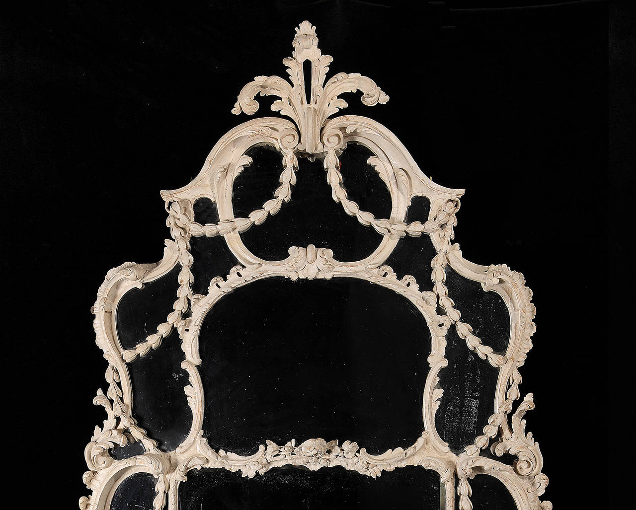 Superb Pair of George II Mirrors in the Manner of John Linnell In Excellent Condition For Sale In New York, NY