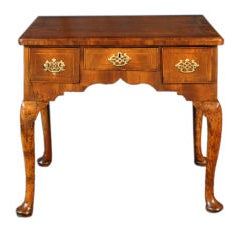 Queen Anne Inlaid Walnut Lowboy 9