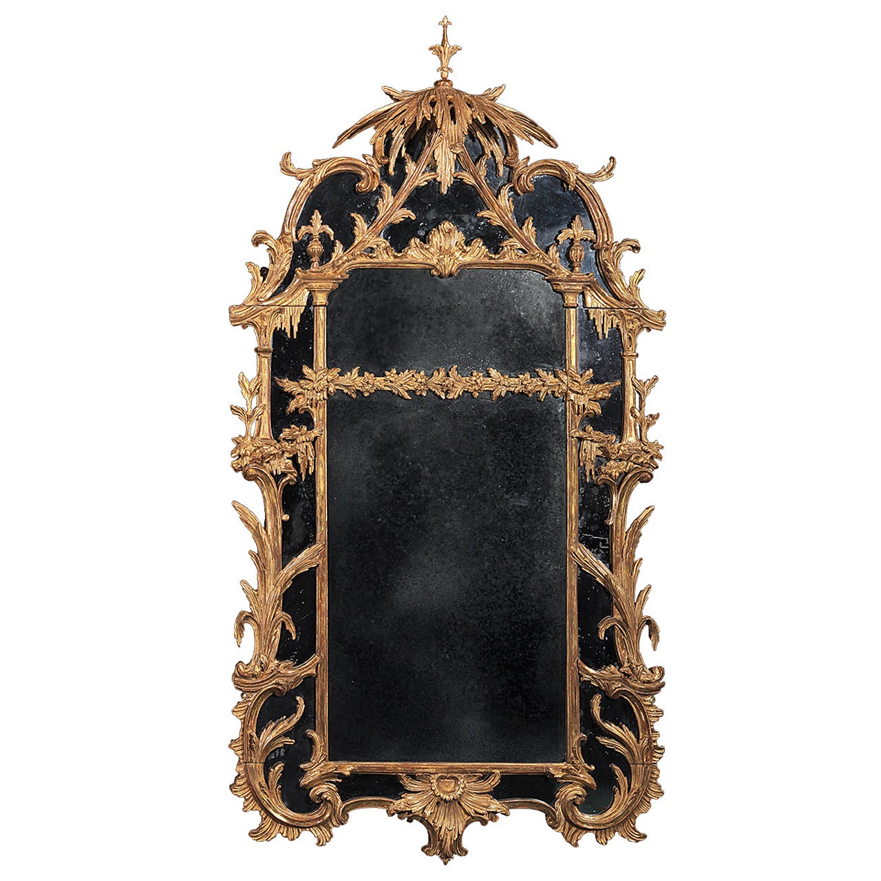 Important George III Mirror in the Manner of Thomas Chippendale For Sale