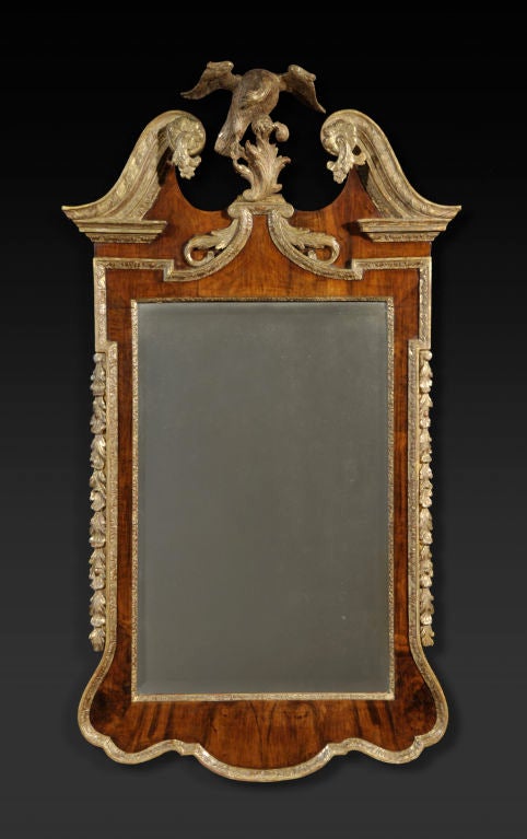 George II Walnut and Parcel-Gilt Mirror For Sale 2