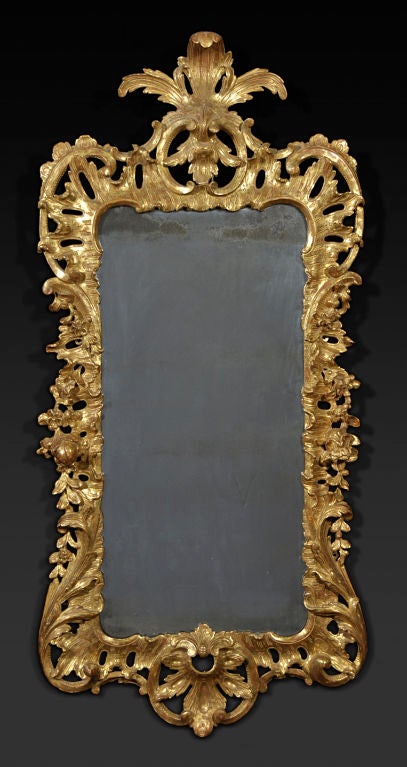 18th Century and Earlier George III Giltwood Mirror For Sale