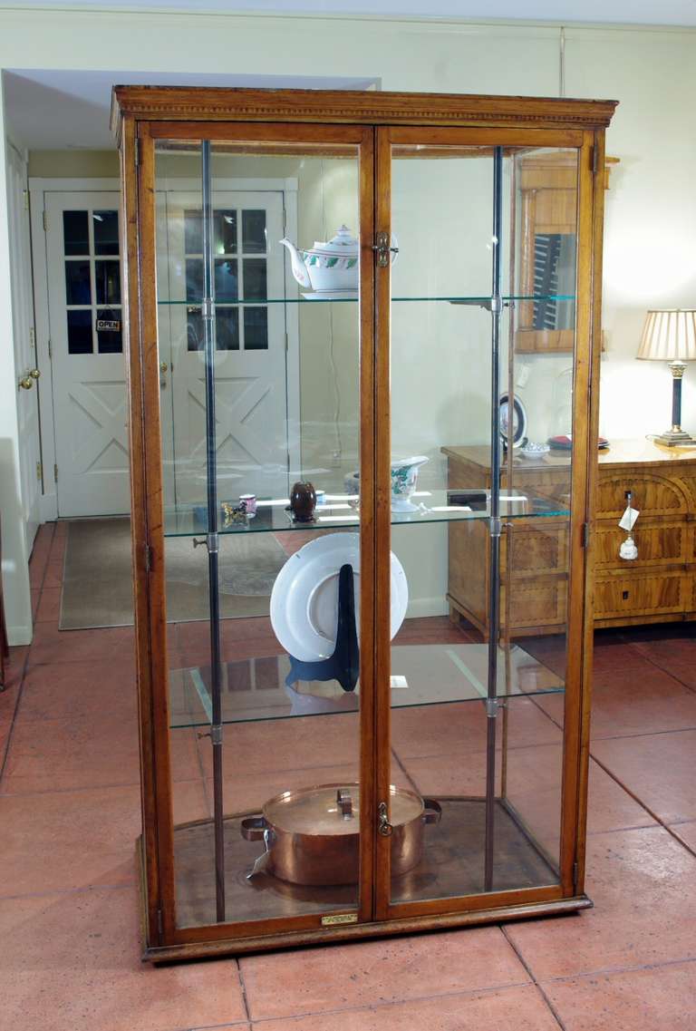 Neoclassical Edwardian Bow Front Display Cabinet