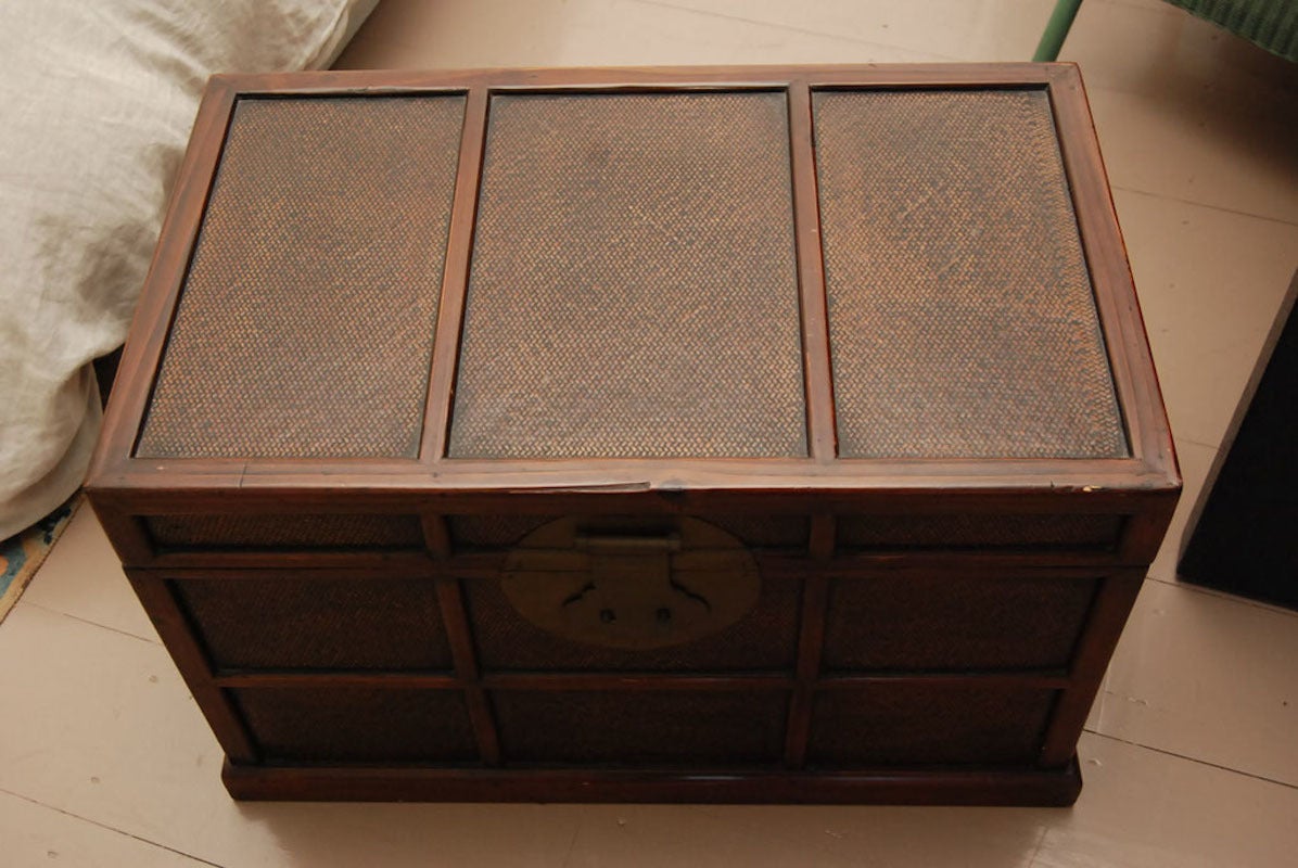 Pair of Elmwood and Rattan Trunks In Excellent Condition In Hudson, NY
