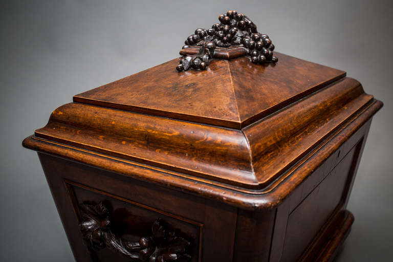 French 19th Century Wine Cooler with Grapes on Top 3
