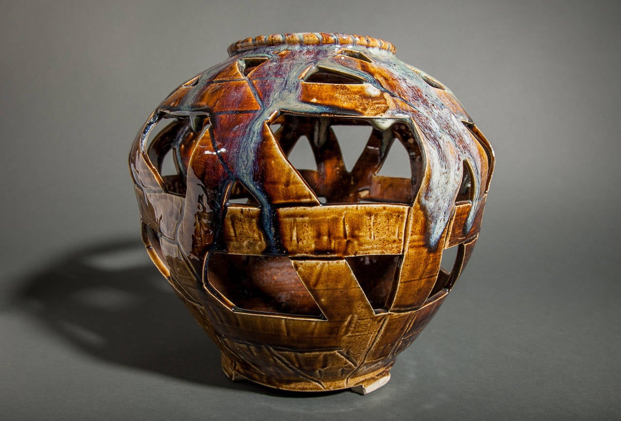Japanese Ceramic Flower Vase in Basket Weave Form For Sale 3