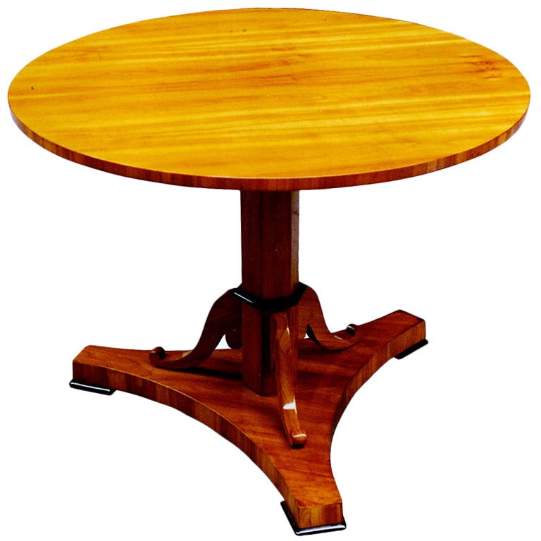 Fine Biedermeier Round Center Table For Sale