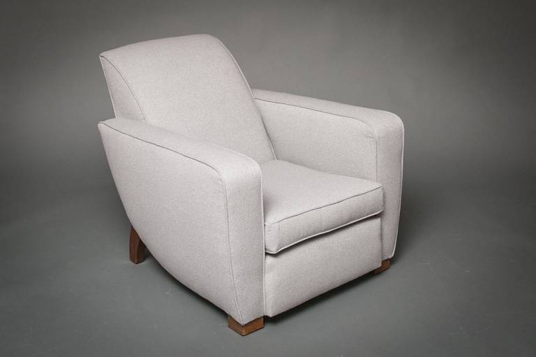 Pair of Modern Armchairs In Excellent Condition In Hudson, NY