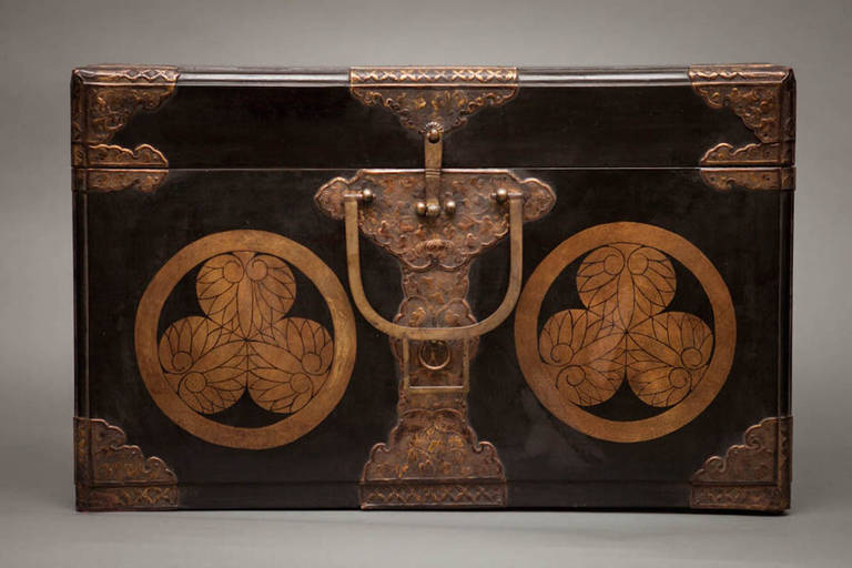 Japanese Black Lacquer Fabric Storage Box