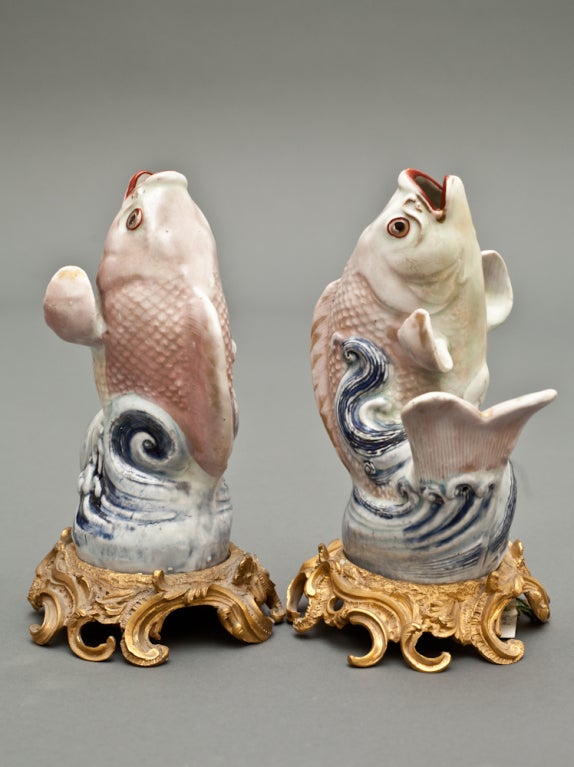 Pair of Japanese Arita Ware Leaping Fish In Excellent Condition In Hudson, NY