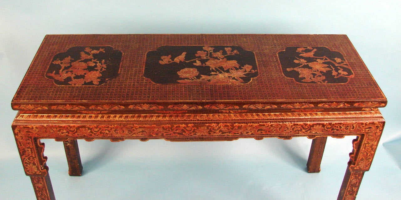 Chinese Export Black, Red and Gold Lacquer Altar Table In Excellent Condition In San Francisco, CA