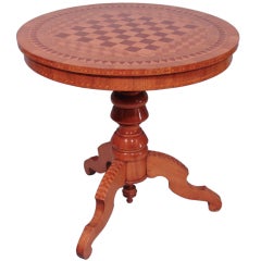 Nineteenth Century Italian Inlaid Walnut Games Table