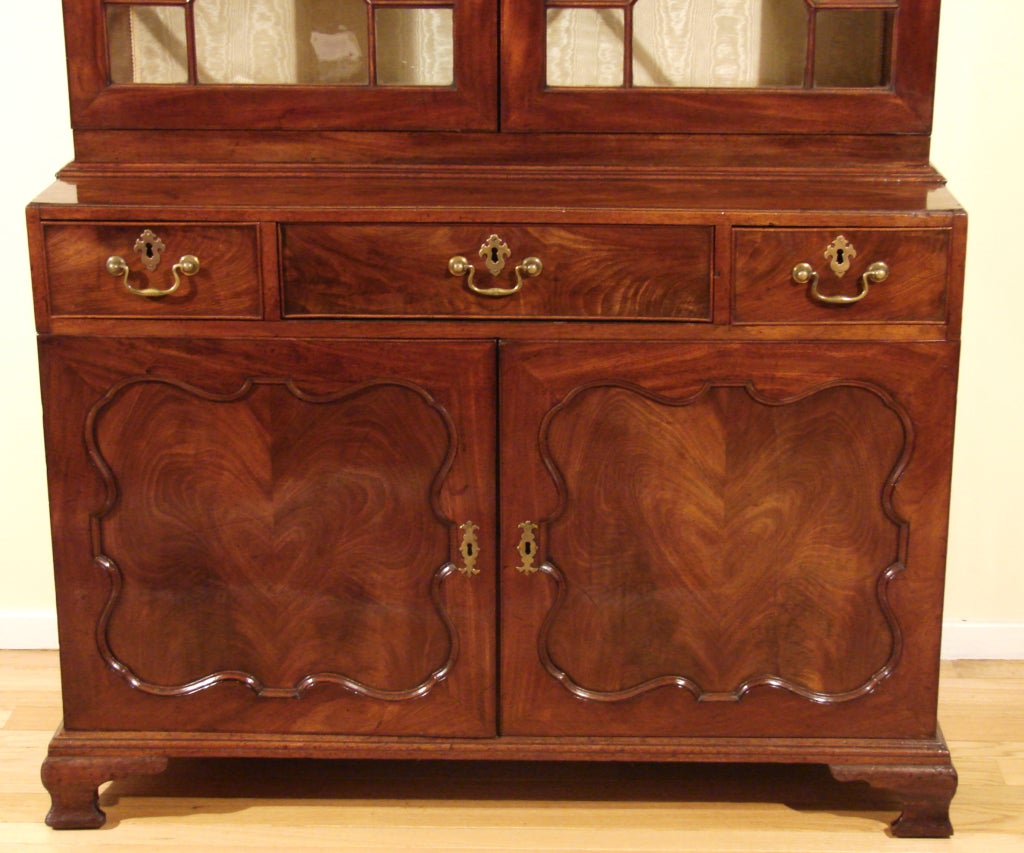 British Fine Quality George III Mahogany Secretary Bookcase