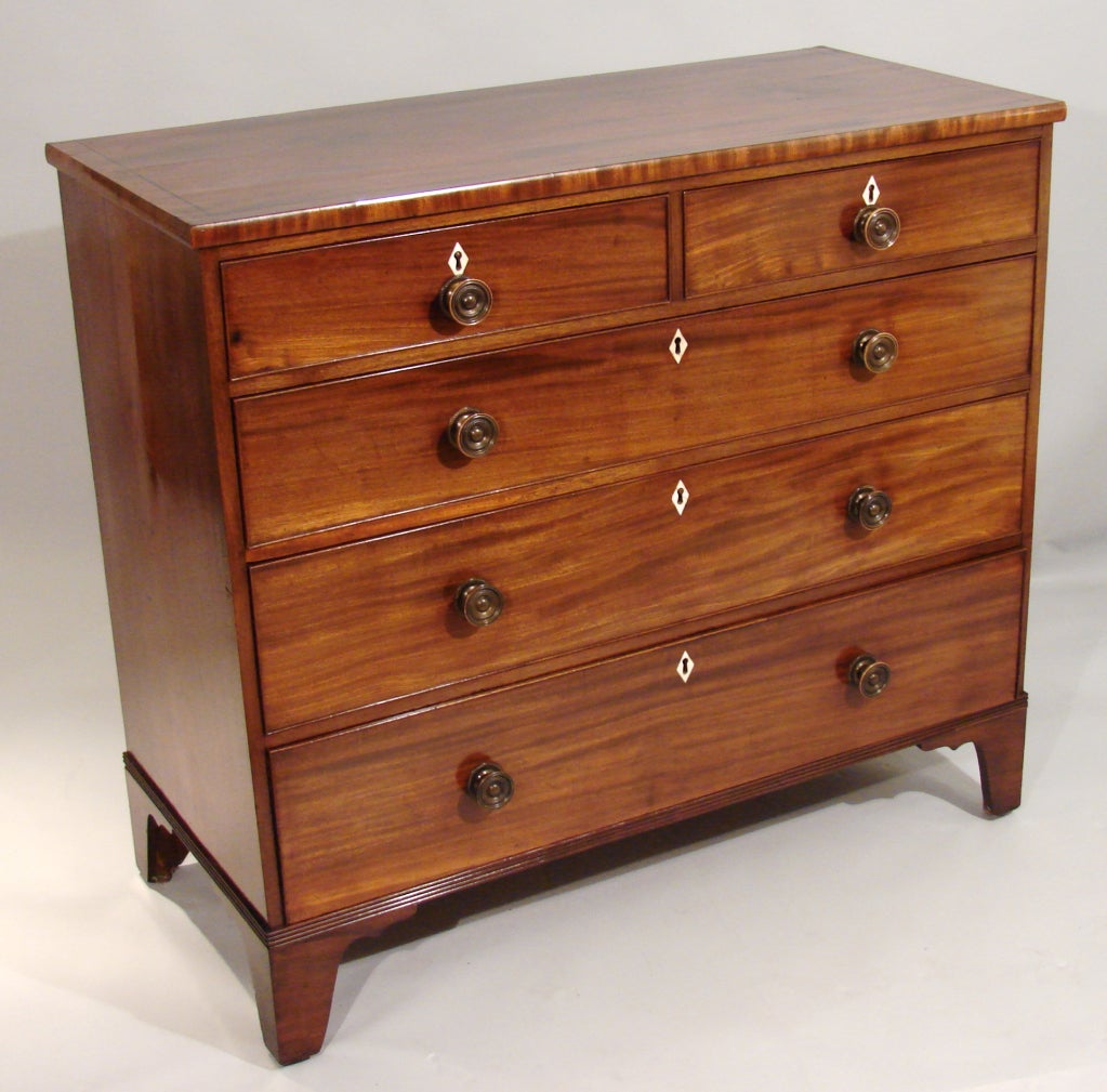 English Mahogany 5 Drawer Chest