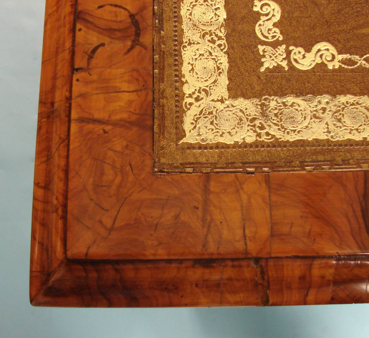 Regency Burl Walnut Partners Writing Table In Excellent Condition In San Francisco, CA