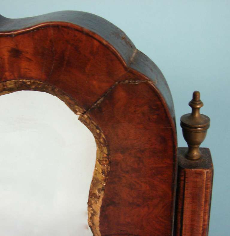 Good Queen Anne Dressing Mirror In Excellent Condition In San Francisco, CA