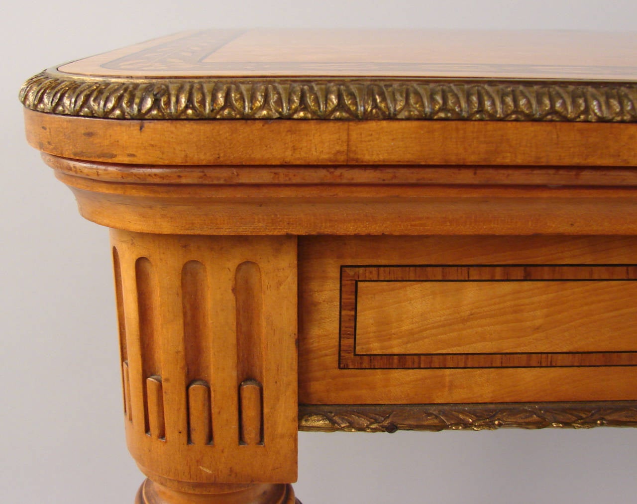 Superb Quality English Satinwood Bronze-Mounted Flip Top Games Table 1