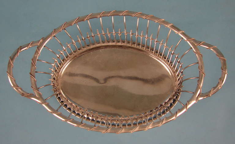 Unusual English Sterling Silver Basket, Hallmarked for London, 1898 In Excellent Condition In San Francisco, CA