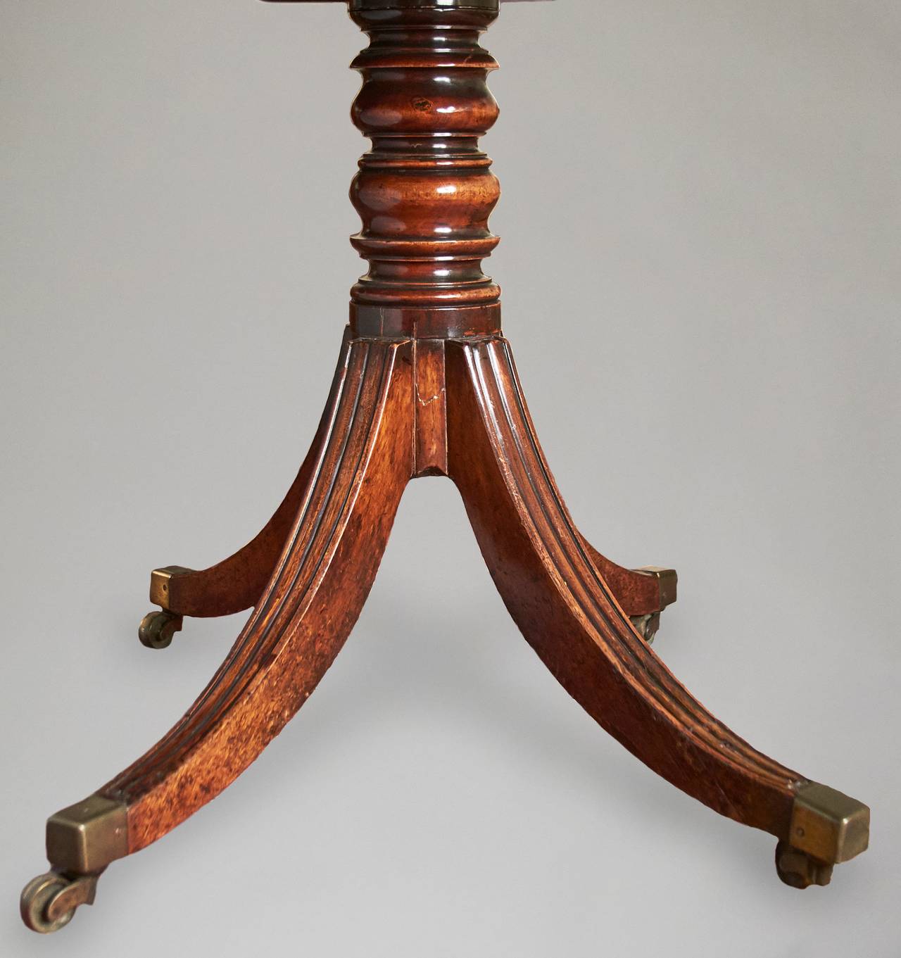19th Century Fine Regency Mahogany Three Pedestal Dining Table