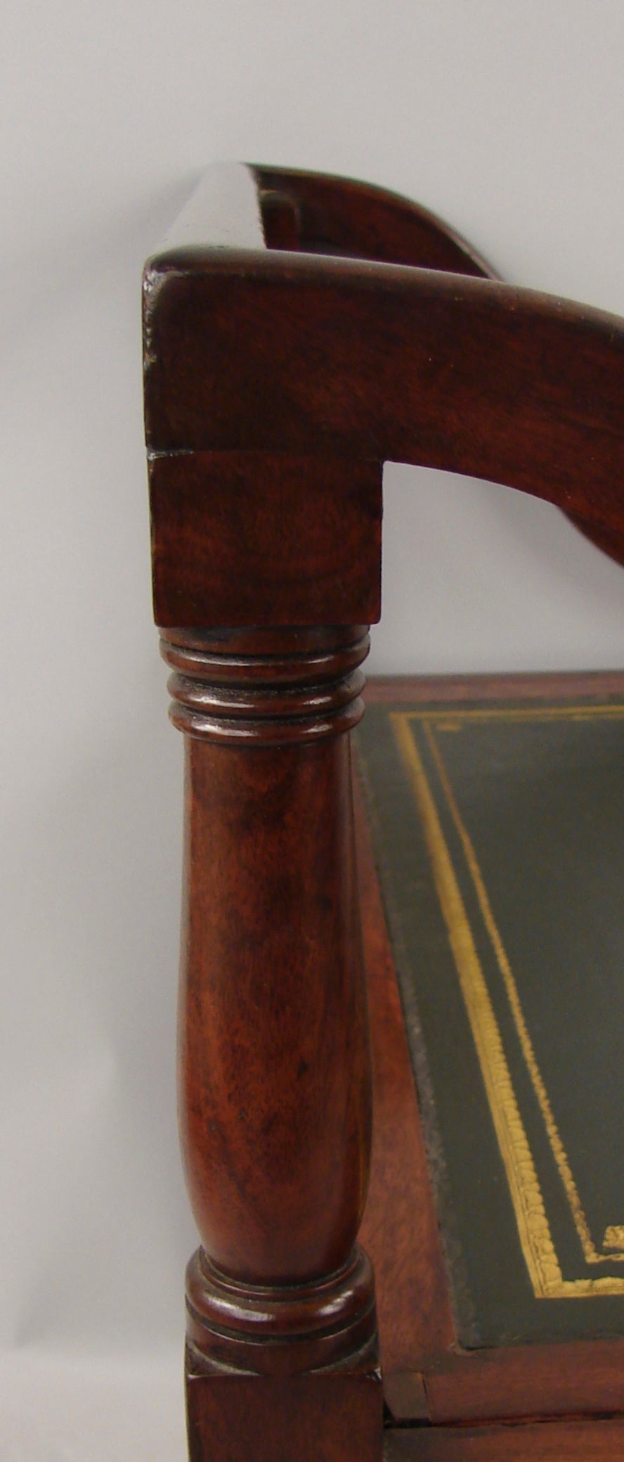 Great Britain (UK) Regency Style Mahogany Leather Lined Steps