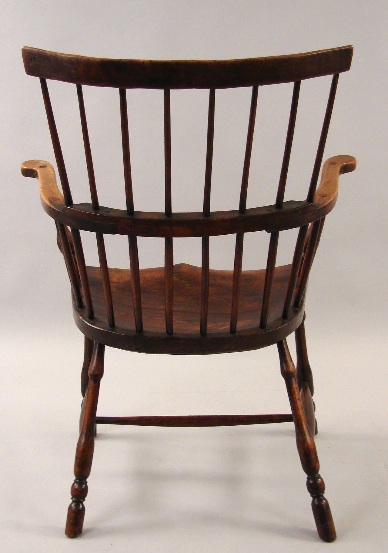 Great Britain (UK) English Elm and Hickory Comb Back Windsor Armchair