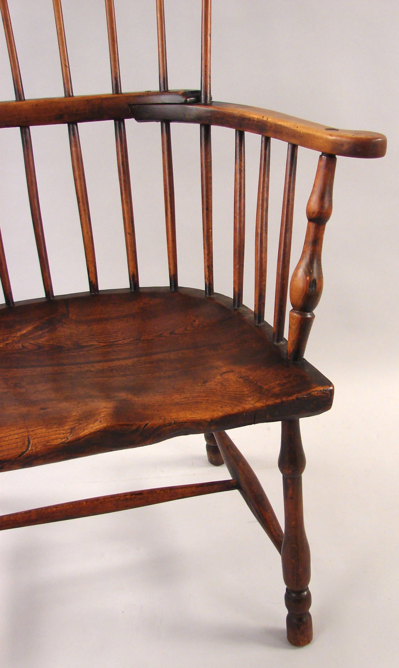 English Elm and Hickory Comb Back Windsor Armchair In Excellent Condition In San Francisco, CA
