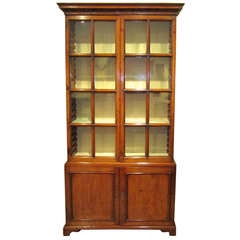 Fine Early 18th Century Mahogany Bookcase