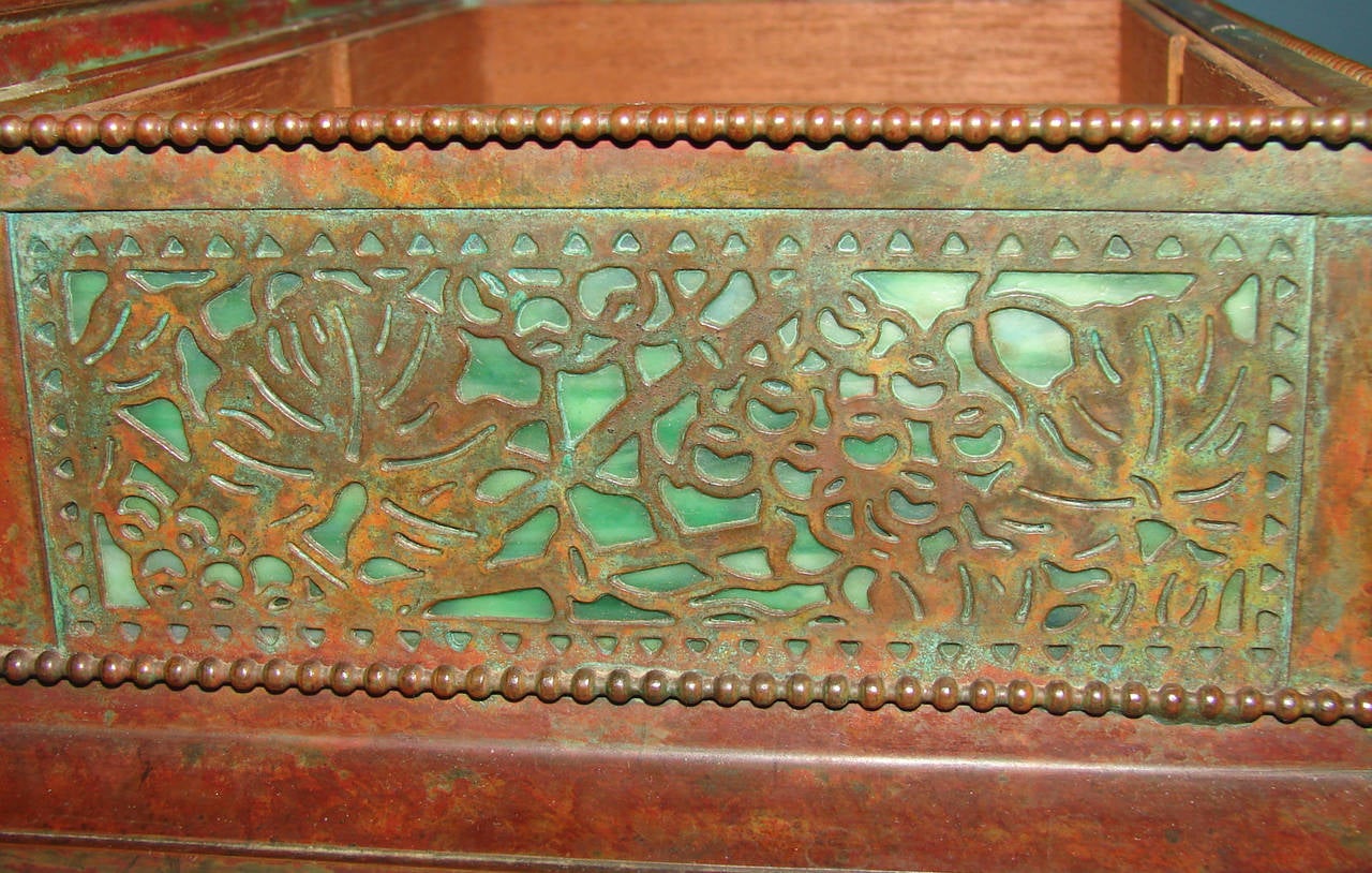 Tiffany Studios Bronze and Glass Grapevine Pattern Humidor In Excellent Condition In San Francisco, CA