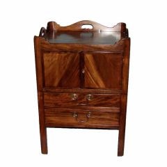Antique Georgian maghogany bedside cabinet