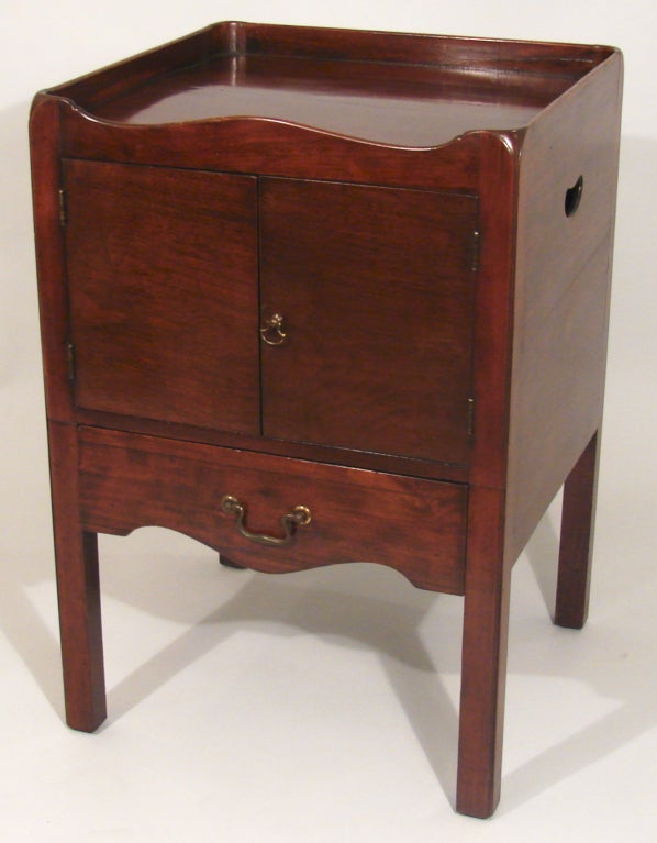 Georgian Mahogany Bedside Commode