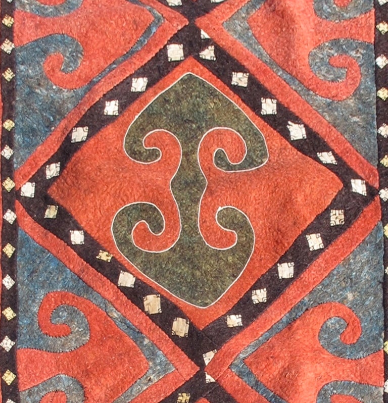 kyrgyz rug