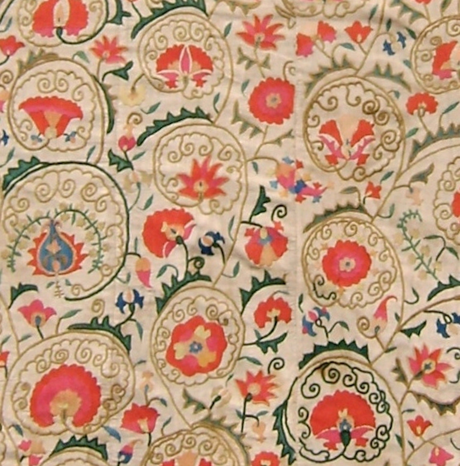 19th Century Light Floral Suzani Embroidered Textile Rug For Sale