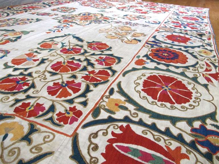 Uzbek 19th Century Floral White Nurata Suzani Textile Rug