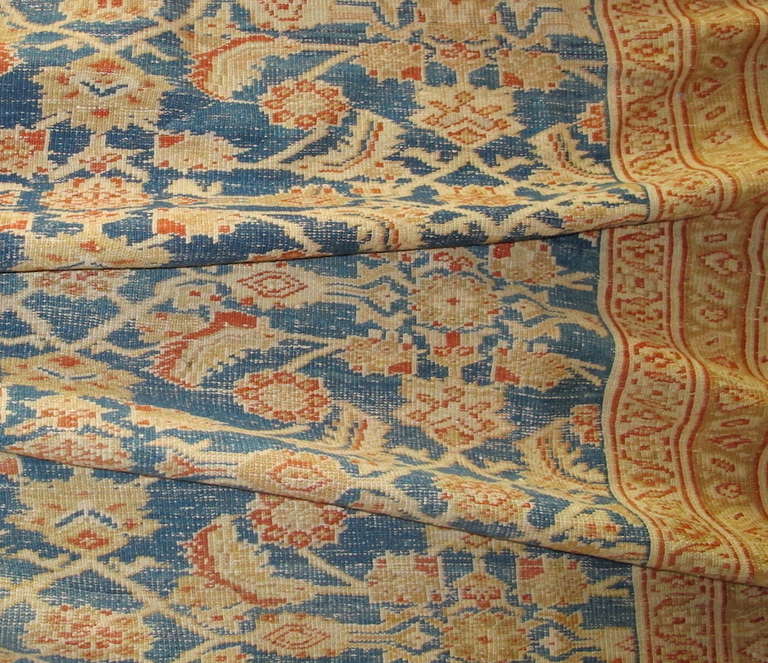 Late 19th Century Sultanabad Carpet with Light Blue Ground 1