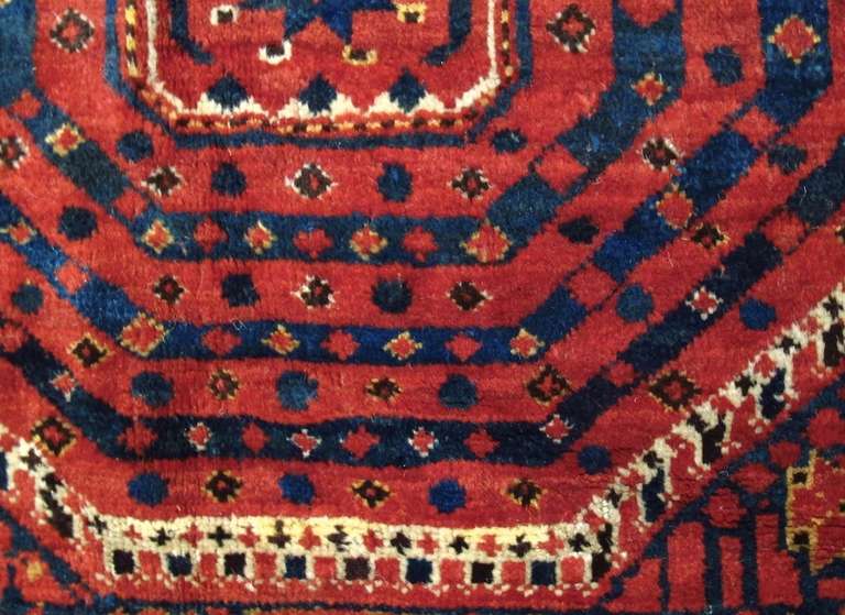 Mitte des 19. Jahrhunderts  Gallery-Sized-Teppich von Bashir (Wolle) im Angebot