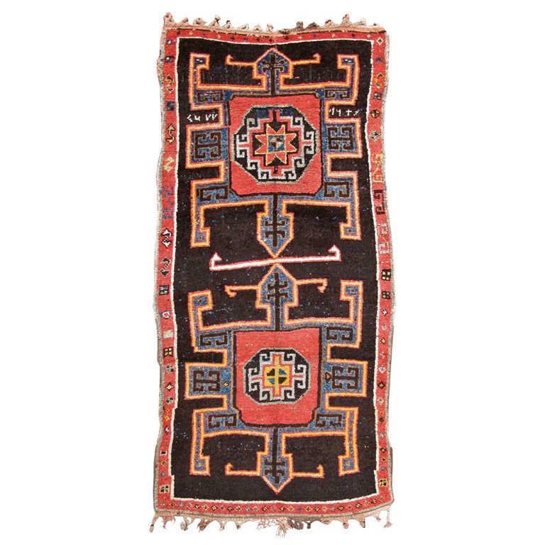 Early 20th Century Red and Brown East Anatolian Rug For Sale
