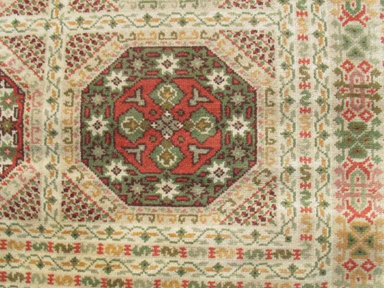 Early 20th Century Light Tan Spanish Carpet 2