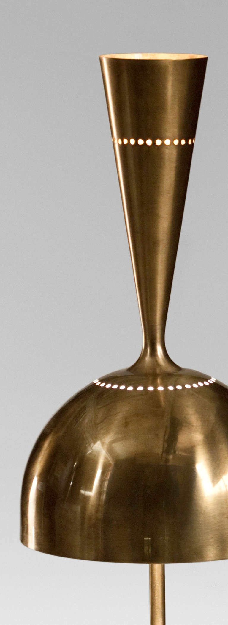 XXIe siècle et contemporain Roberto Rida : Grande paire de lampes Doppio Conetto réglables en laiton et verre vintage