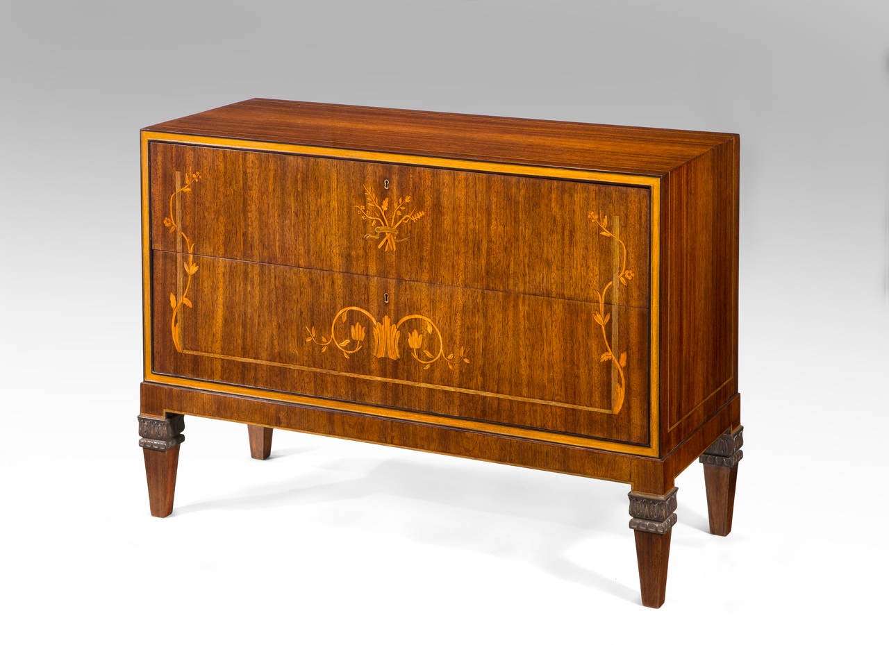 Gustav Bergstrom, A Pair of Swedish Kingwood and Marquetry Commodes In Excellent Condition In New York, NY