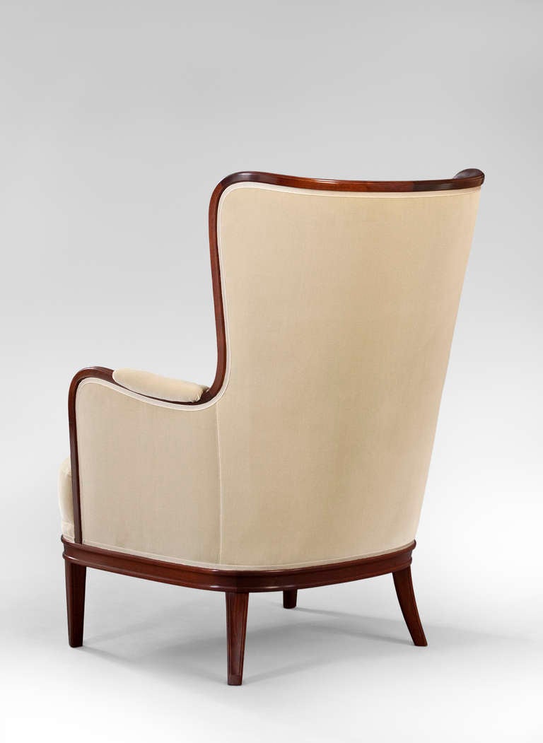 A Large Pair of Mahogany Wingback Chairs by Carl Malmsten In Excellent Condition In New York, NY