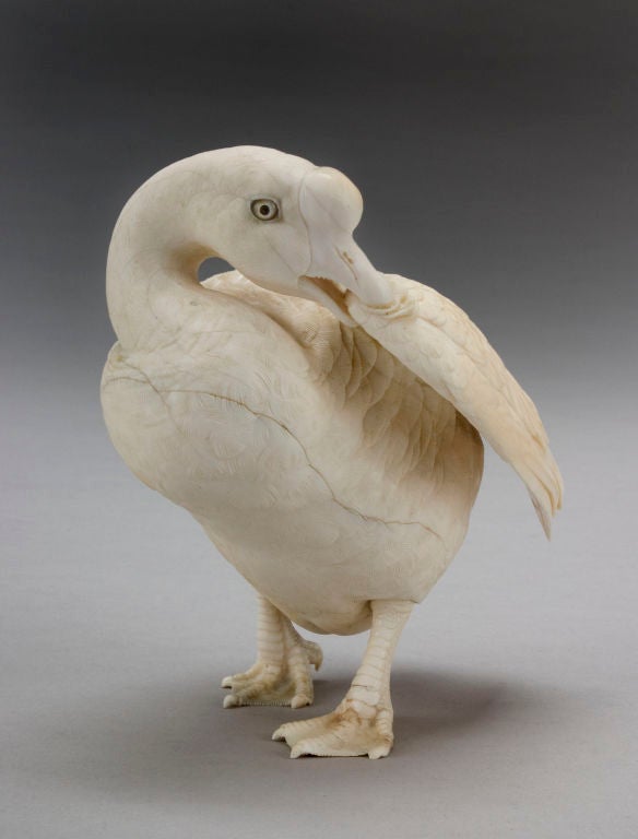 Standing with neck turned preening its right wing, with inset mother of pearl eyes

Provenance: Heinz Collection

This piece @ H.M. Luther Antiques
The Carlyle
35 East 76th Street
New York, NY 10021