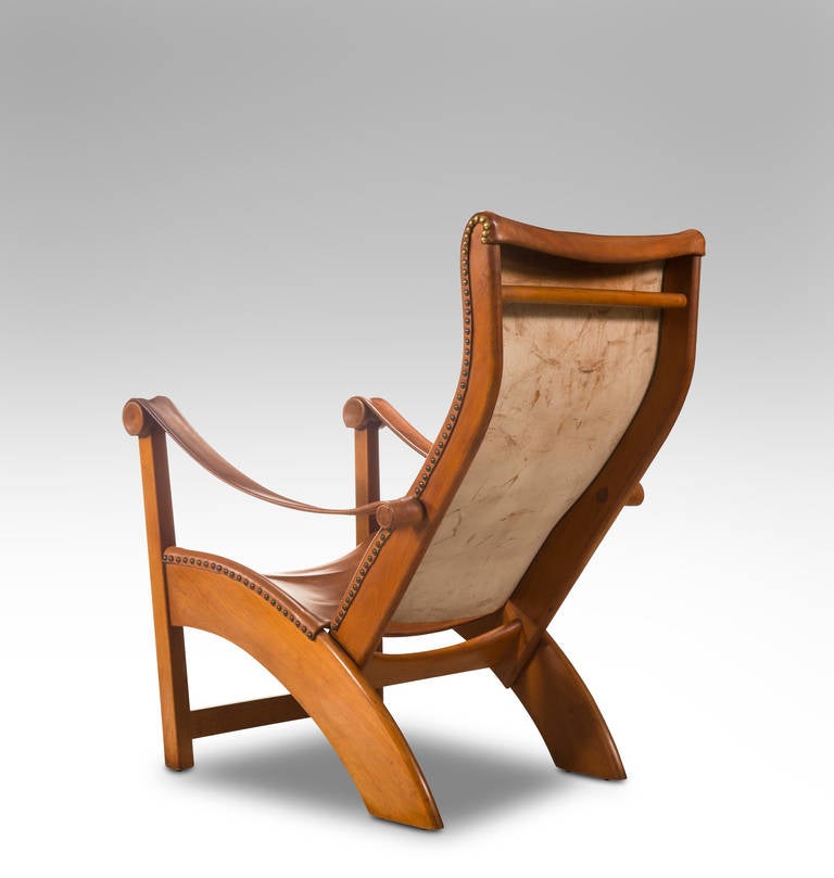 Mogens Voltelen for Niels Vodder: A Pair of Leather and Beech Copenhagen Chairs In Excellent Condition In New York, NY