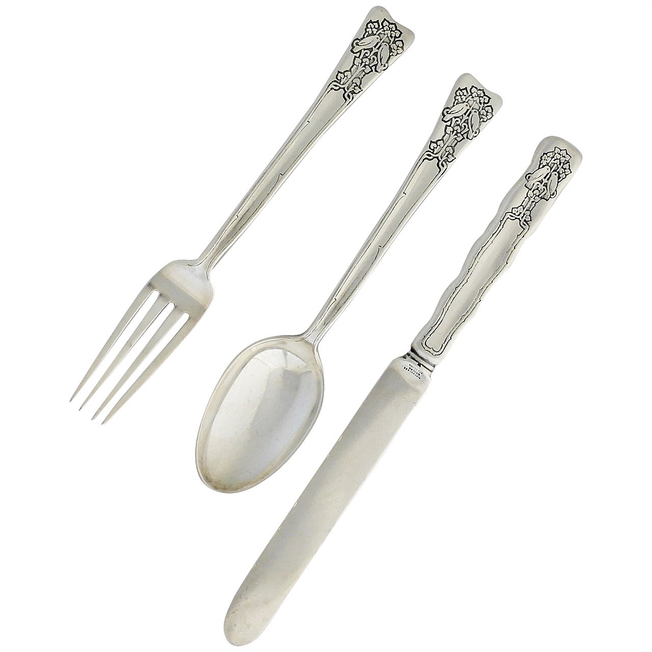 Tiffany & Co. Sterling Silver Lap Over Edge Child's Flatware Set For Sale