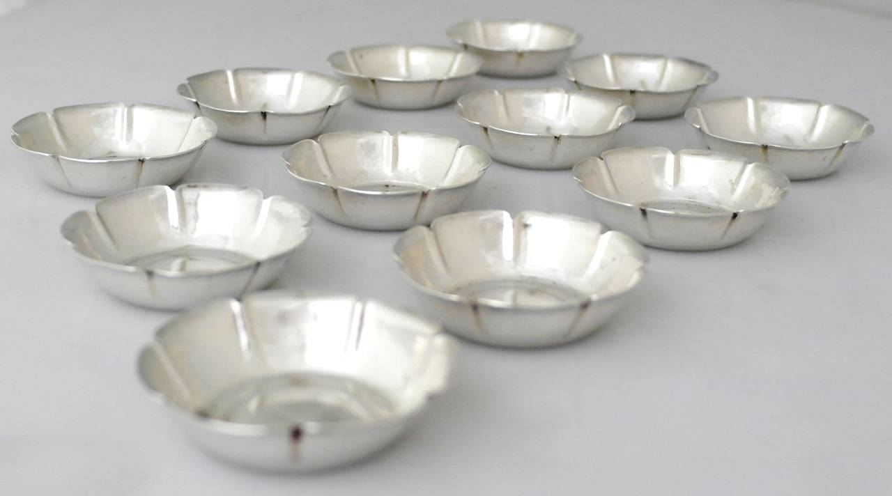 American Joel Hewes Handmade Arts & Crafts Sterling Silver Set of 12 Nut Dishes