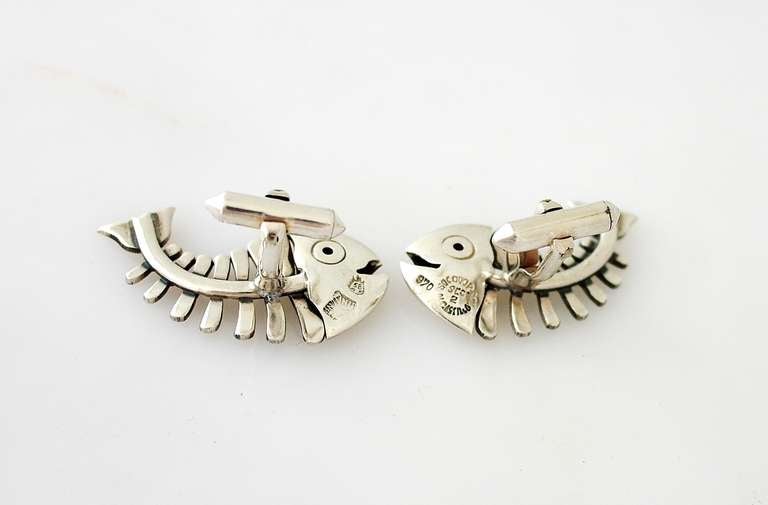 Mid-20th Century Antonio Pineda Sterling Silver .970 Fish Design Cufflinks