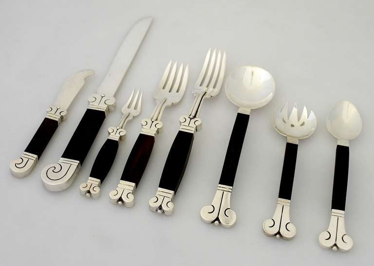 Monumental Hector Aguilar Sterling Silver & Rosewood Aztec 110 Pc. Flatware Set In Excellent Condition In New York, NY