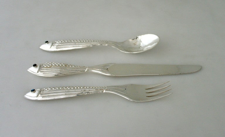 Emilia Castillo Taxco Sterling Silver Abalone Fish Motif 36 Piece Flatware Set In Excellent Condition In New York, NY